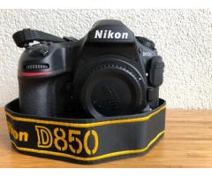 Appareil photo Nikon D850 SLR