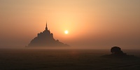 Le jour se lève sur le Mont Saint Michel