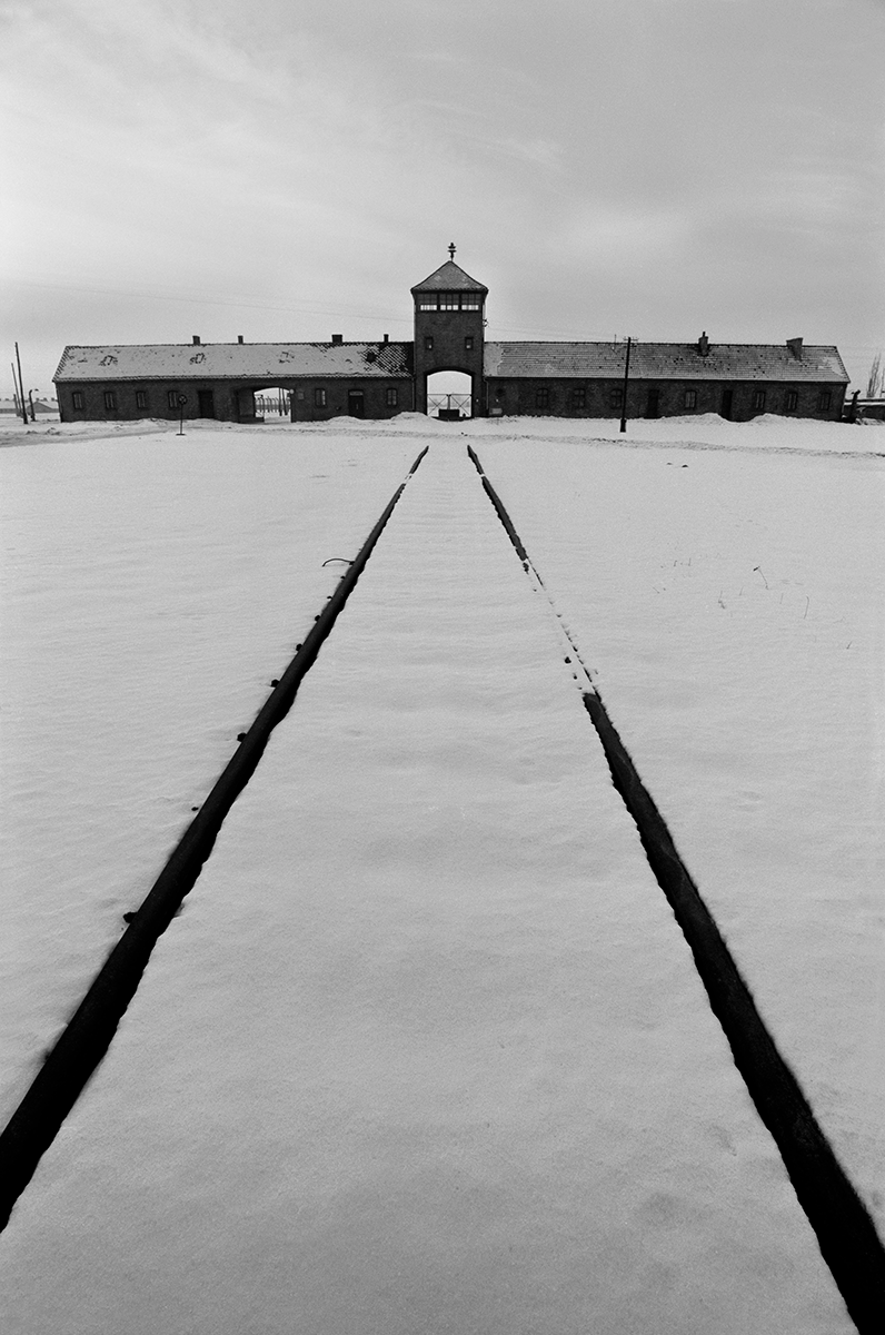 Auschwitz-Birkenau vu par Raymond Depardon